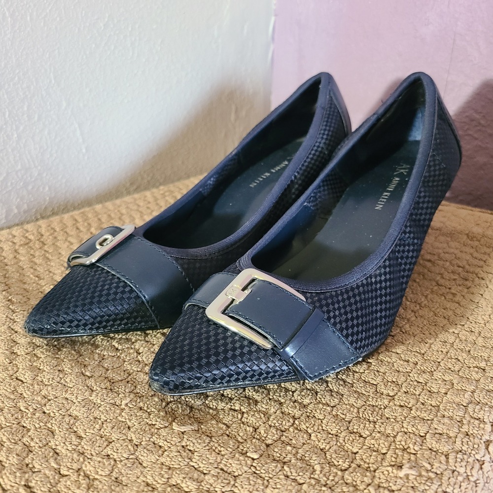 Anne Klein Dianthe Pumps Womens 6M Navy Blue Pointed Toe Buckle Kitten Heels